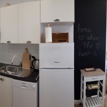 Lili Apartment In Zadar Pet Friendly, Free Parking Екстериор снимка